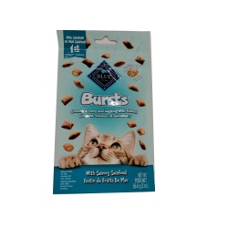 Cat Treats Bursts W/salmon Seafood 56.6g. The Blue Buffalo Co. (endcap)