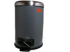 Asst. 3L Garbage Cans